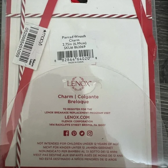 New Lenox Christmas Wreath - Picture 2 of 2